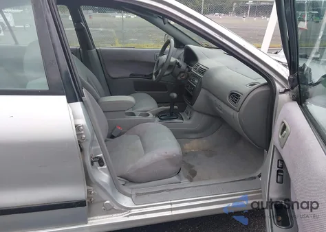 2001 Mitsubishi Galant De из США, поврежденный, VIN 4A3AA36G61E226990